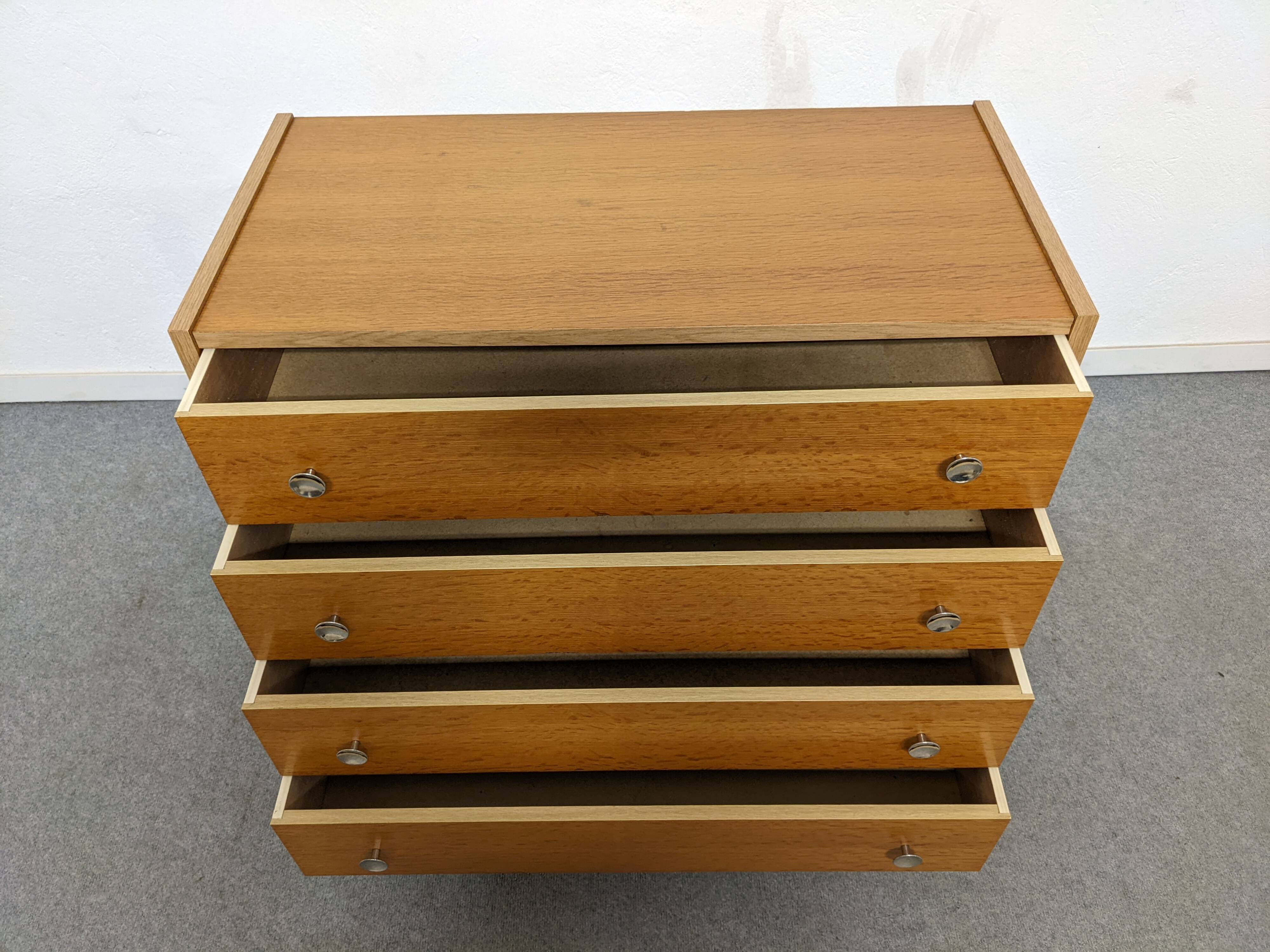 Vintage chest of drawers from the 50s/60s