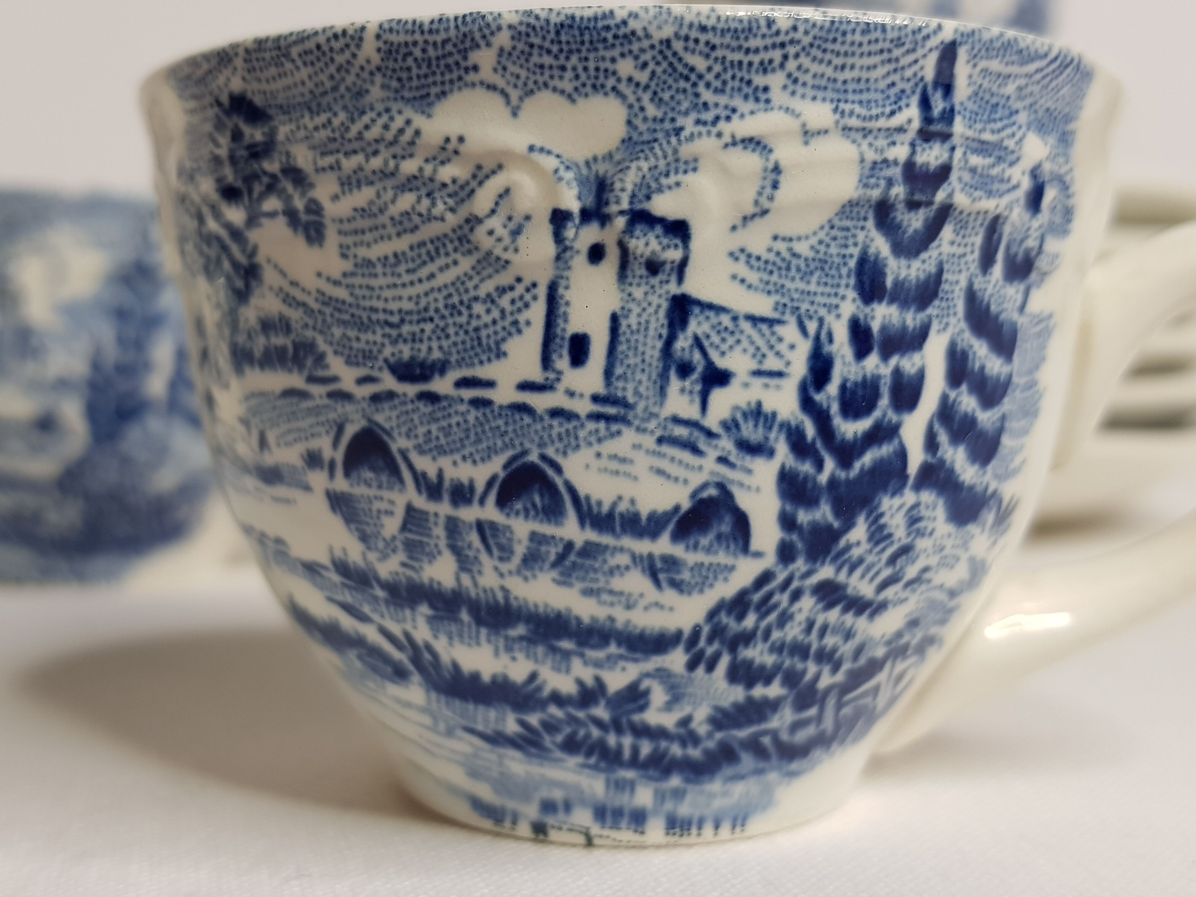 Tea set 6 cups and undercups Earthen Gien Wedgwood earthenware