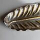 Large vintage bowl in the shape of a leaf in silver metal with gold details - Mid-Century design Italy 1970s