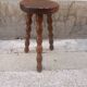 Tabouret tripode bois perlé