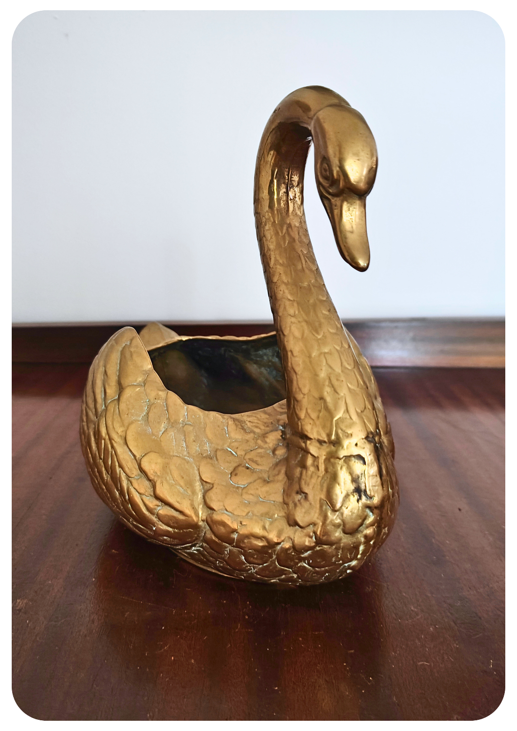 Jardinière cygne en laiton massif du milieu du siècle