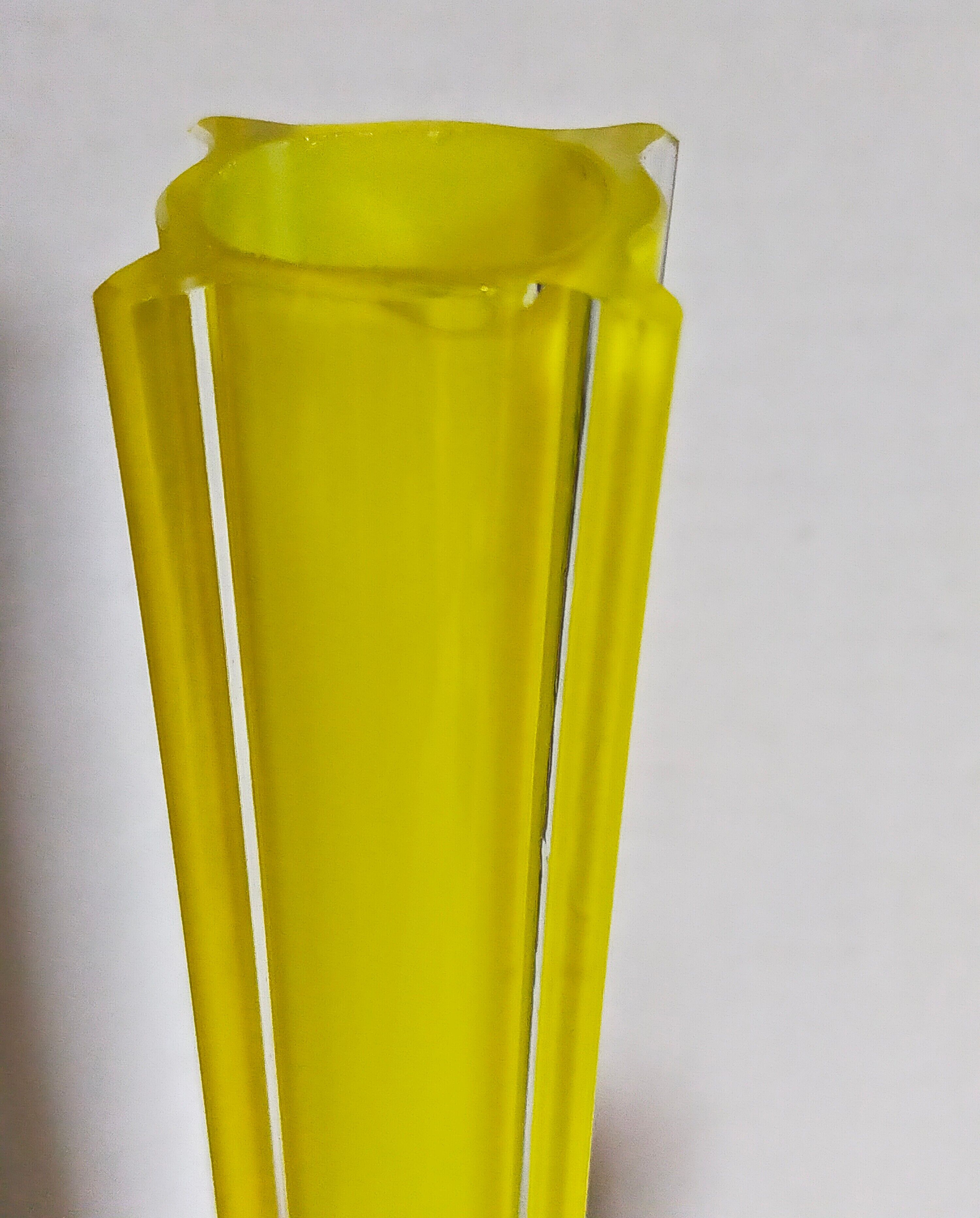 Trio of ancient stretched glass soliflores