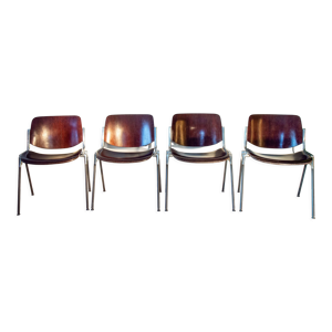 Suite de 4 chaise dsc