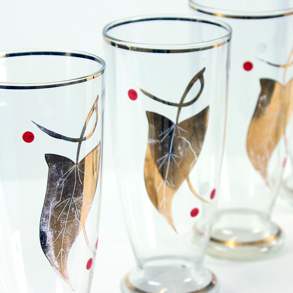 Midcentury set of jar & glasses with gold details, Czechoslovakia 1960s