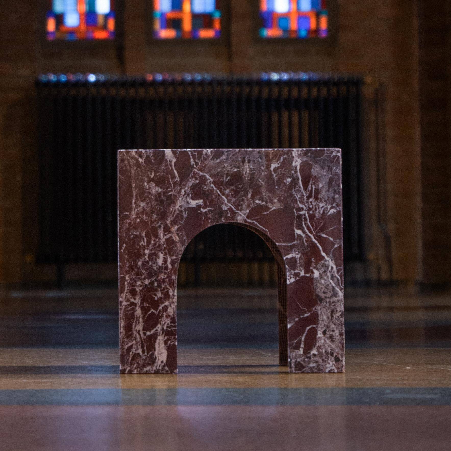 Table d'appoint en marbre Rosso Levanto