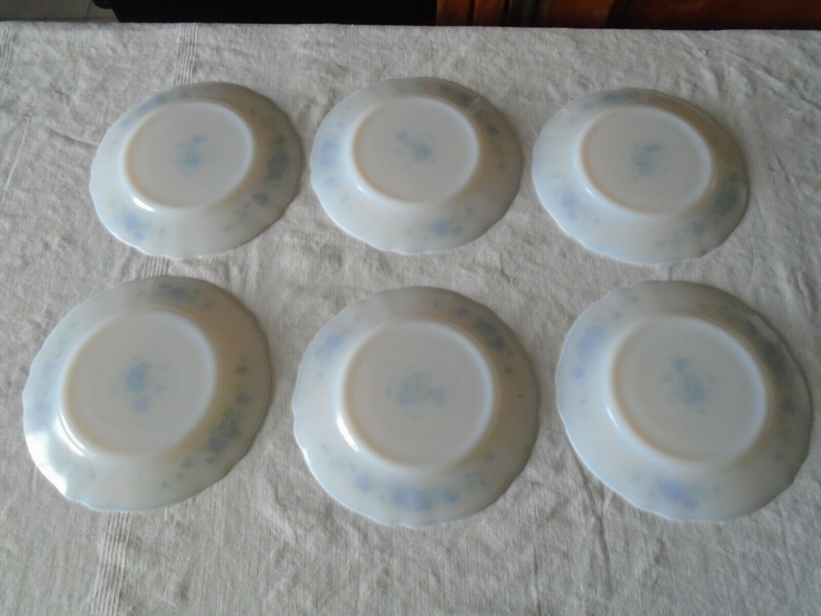 6 dessert plates