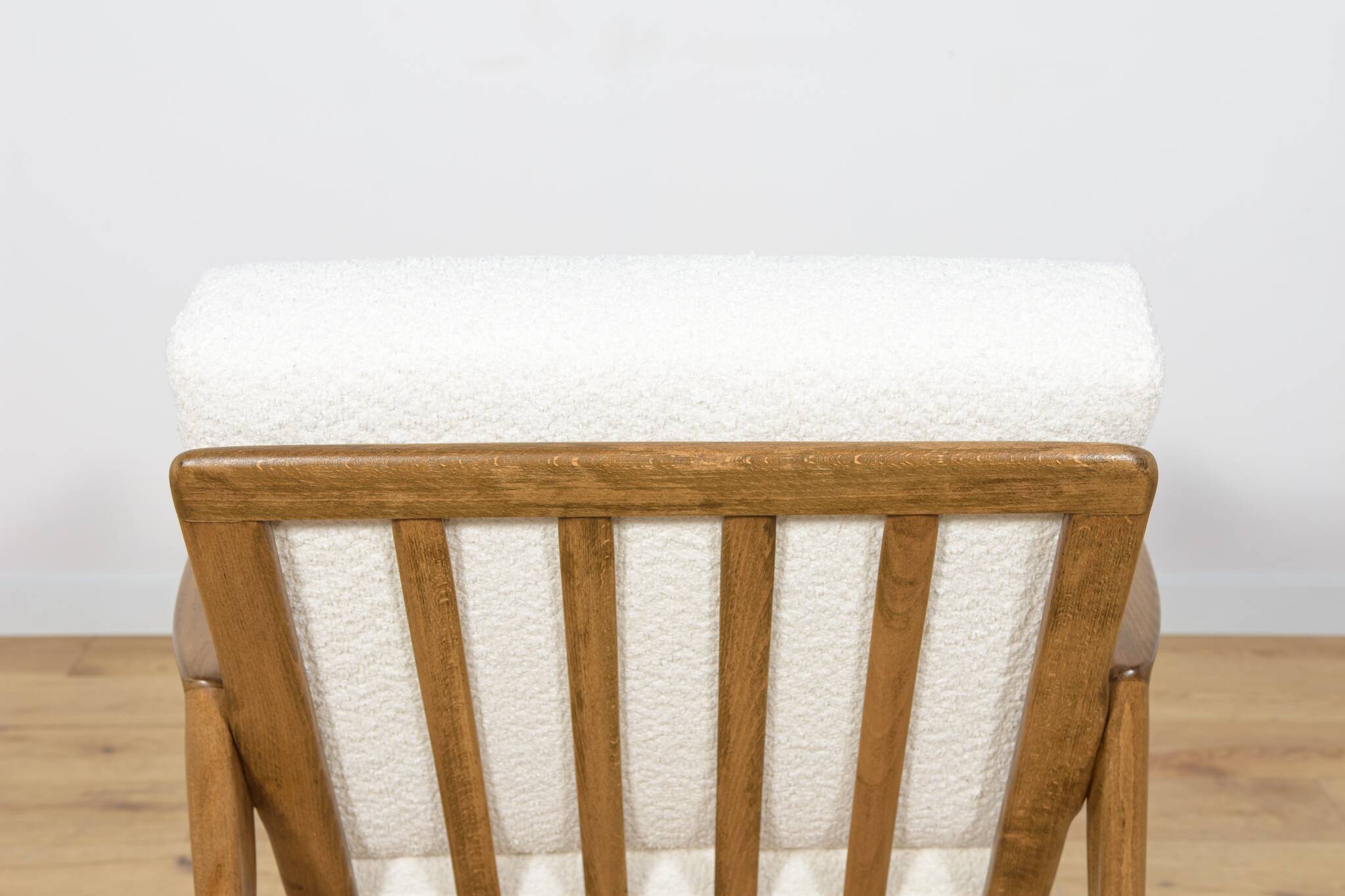 Mid-Century Model 300-139 Armchair from Swarzędzka Factory, 1960s