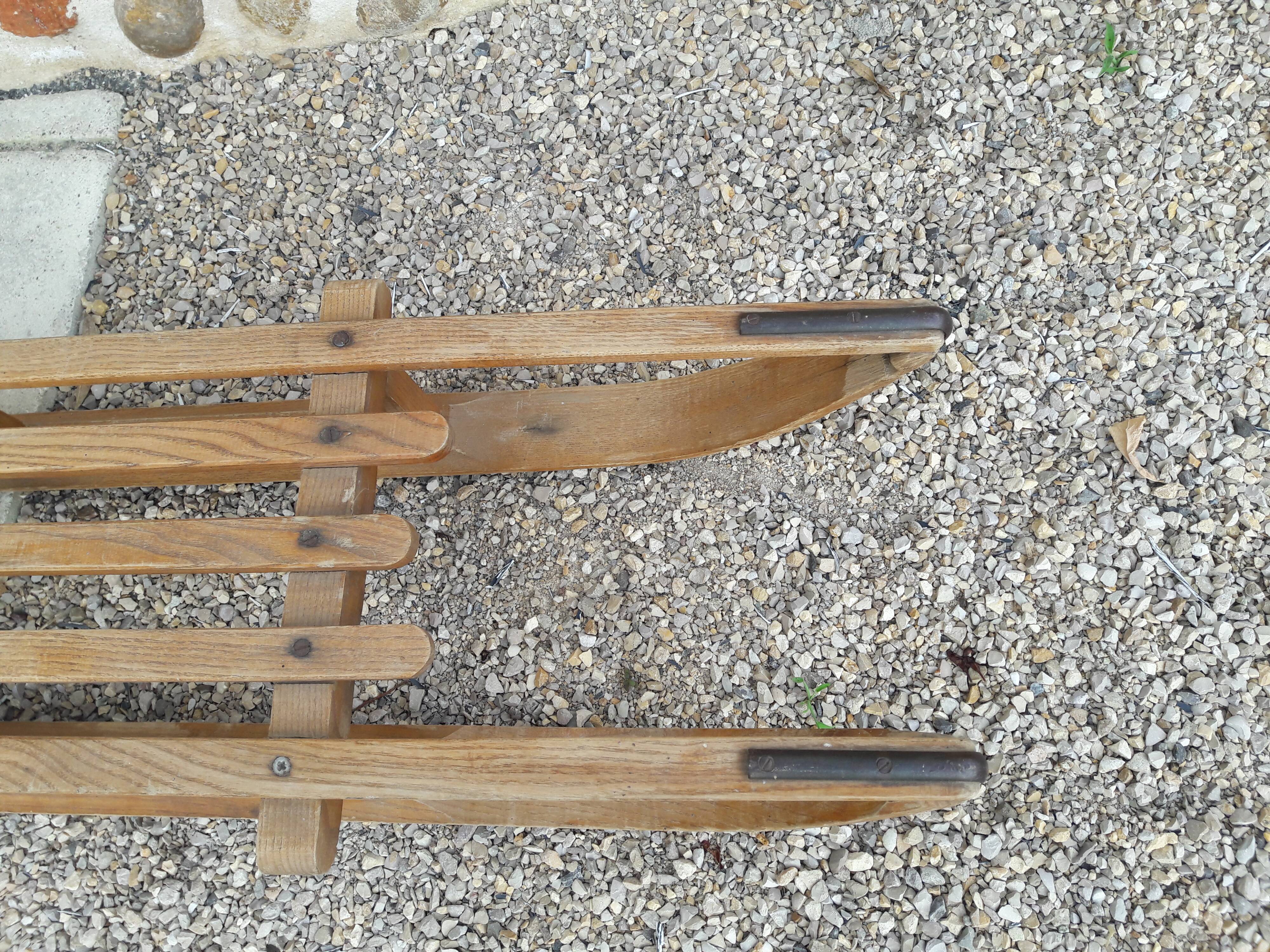 Luge en bois