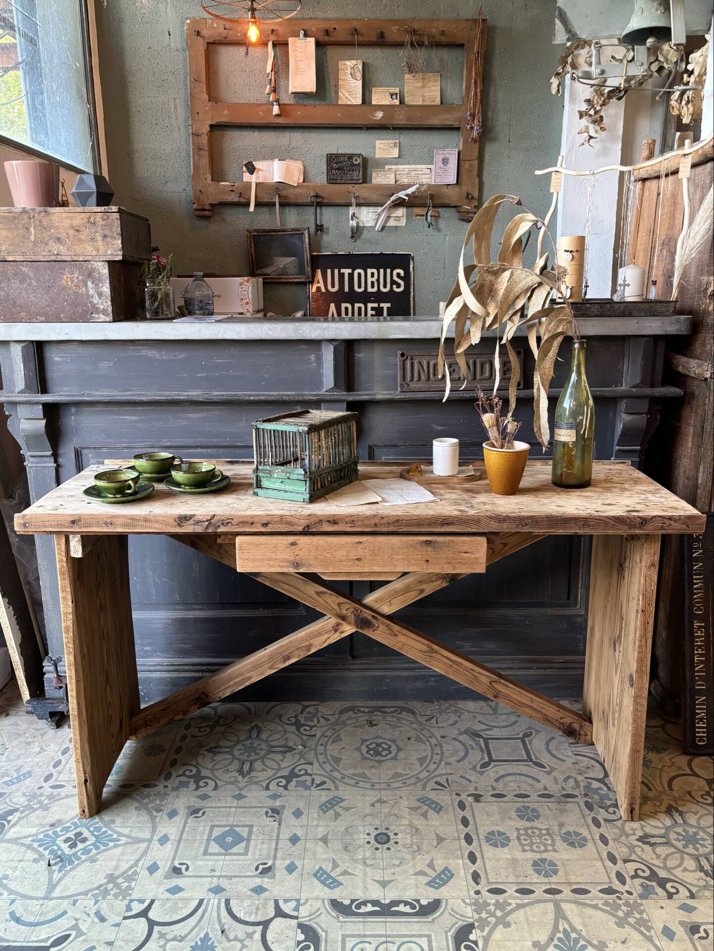 Console made of pine