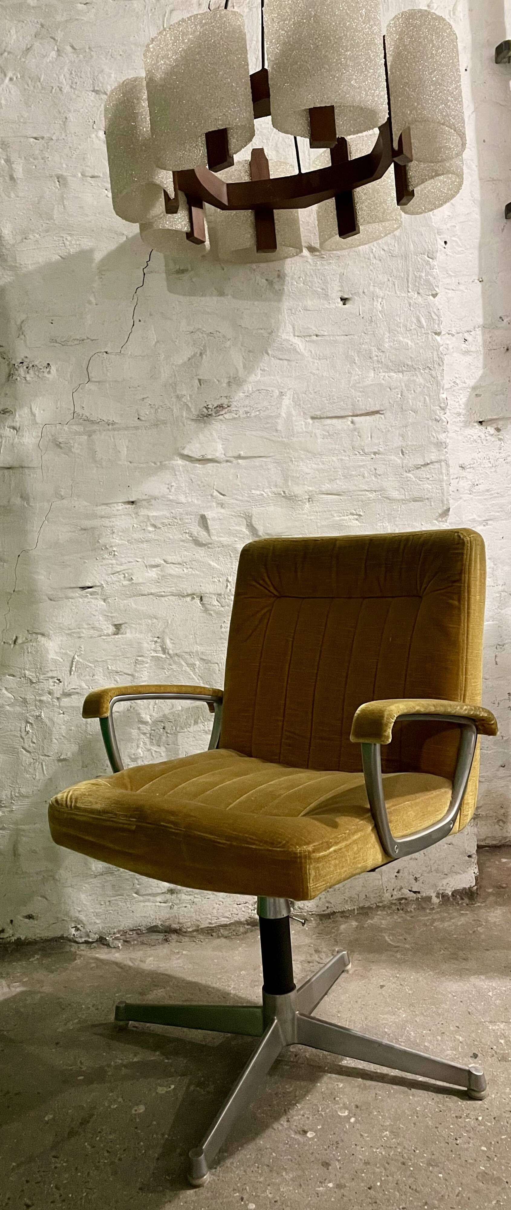 Vintage office chair by Osvaldo Borsani for Tecno
