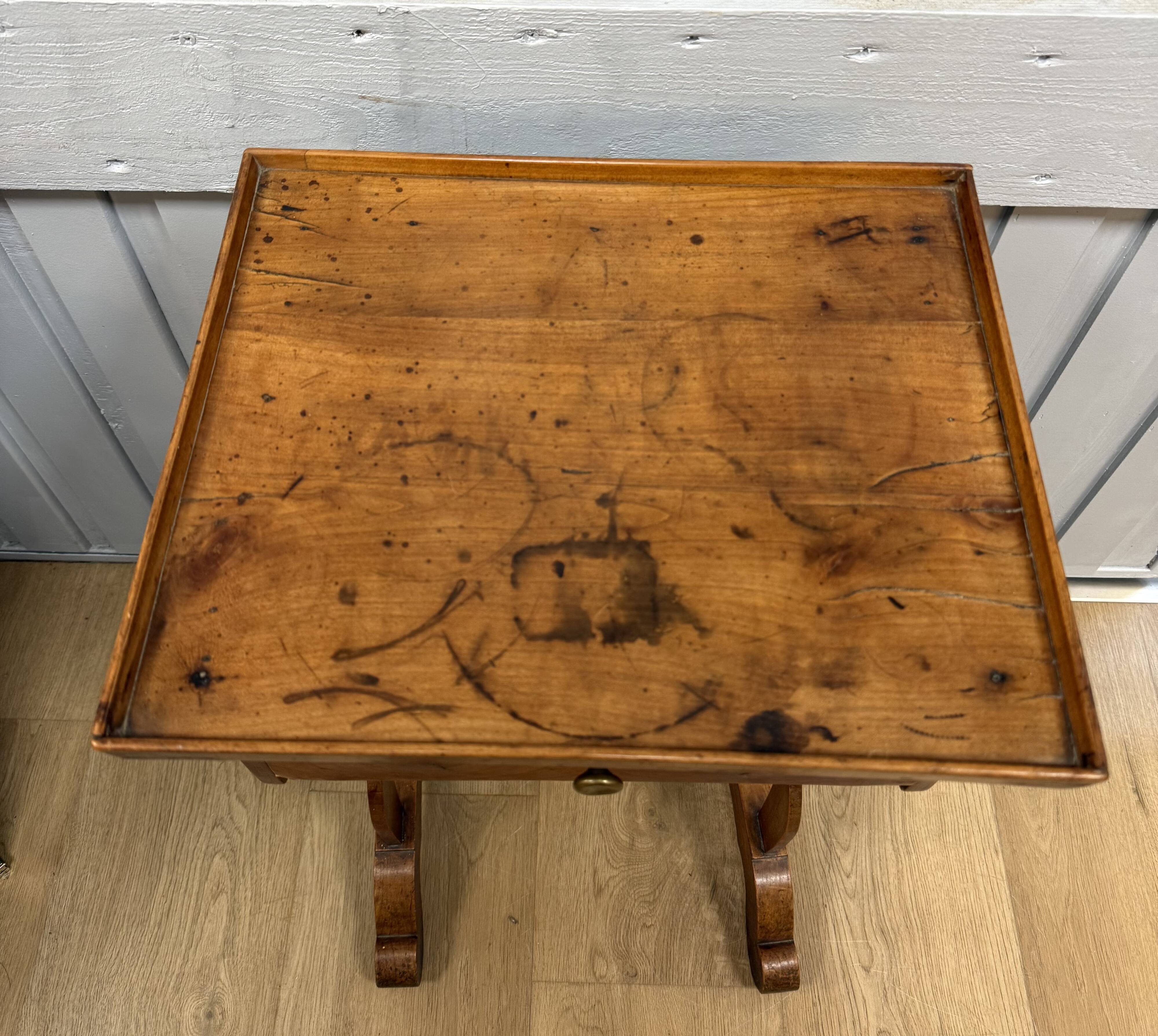 small side table Folk Art