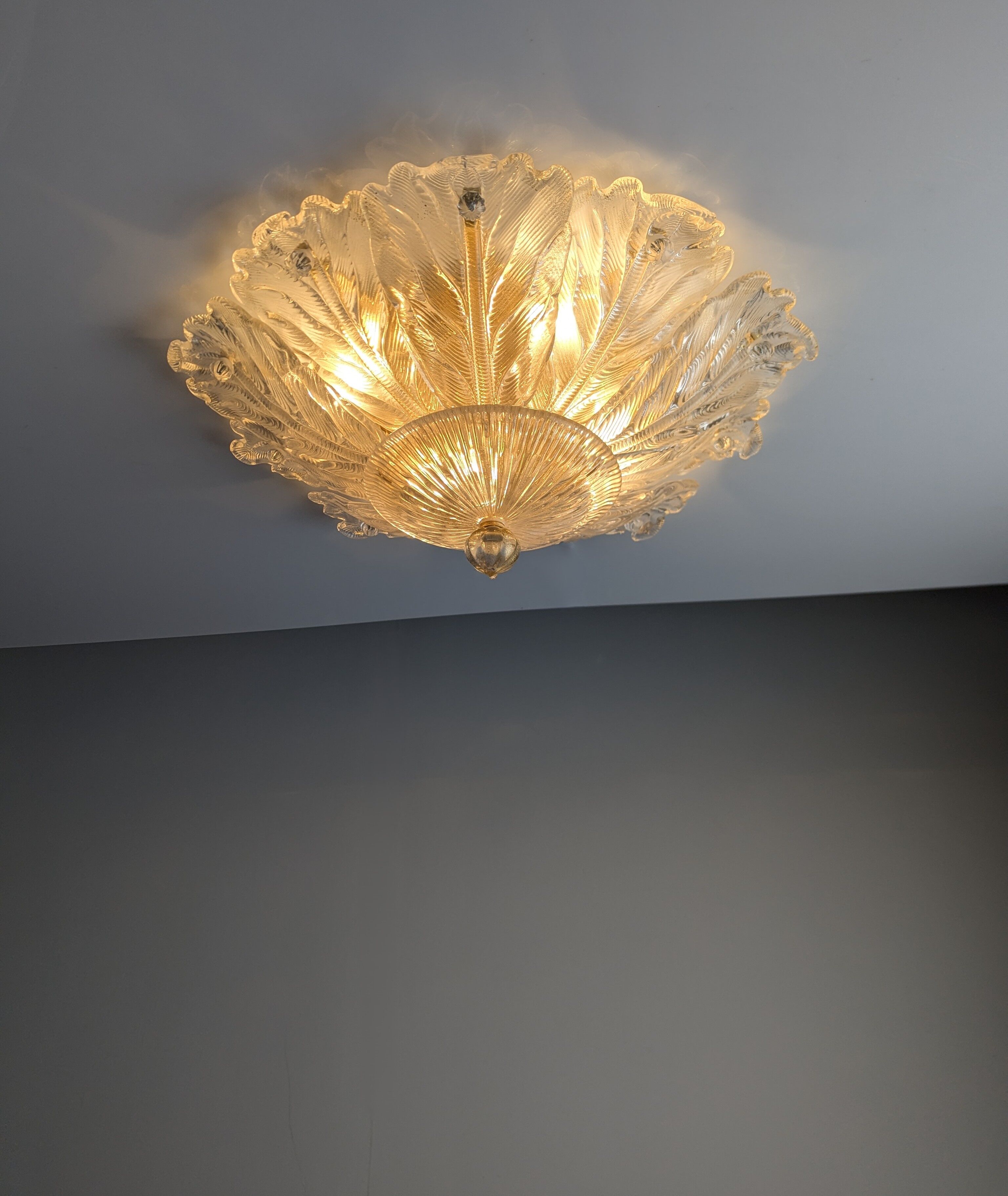 Lampe de plafond Foglia d’Oro de Barovier & Toso, Murano, Italie, années 1980.