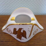 Napoleon bicorne ashtray in luxury porcelain and gilding
