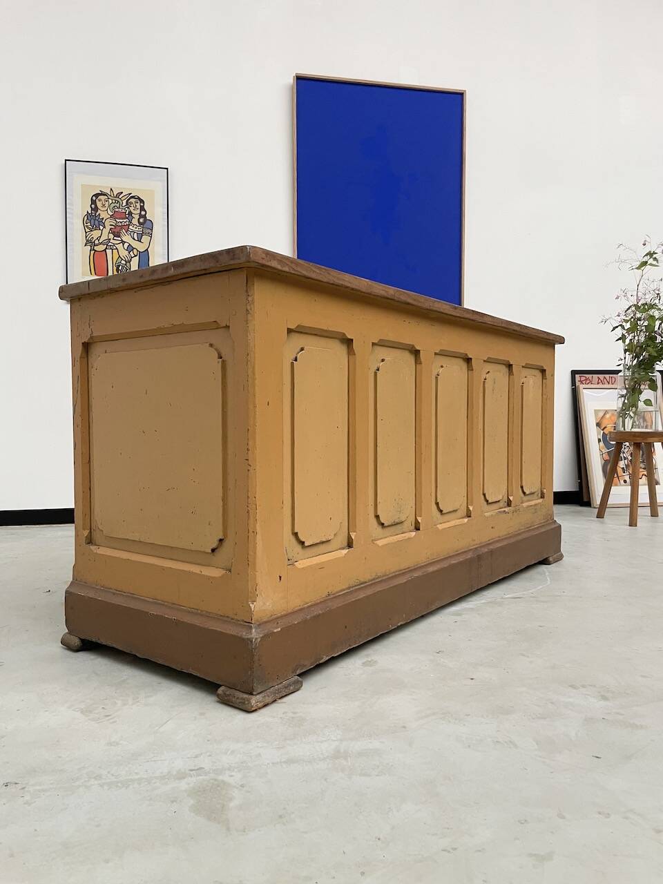 Yellow patina commercial counter from the 50s