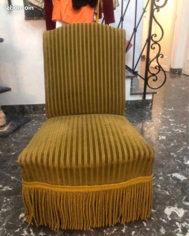 Fauteuil crapaud boudoir art déco vintage vert kaki