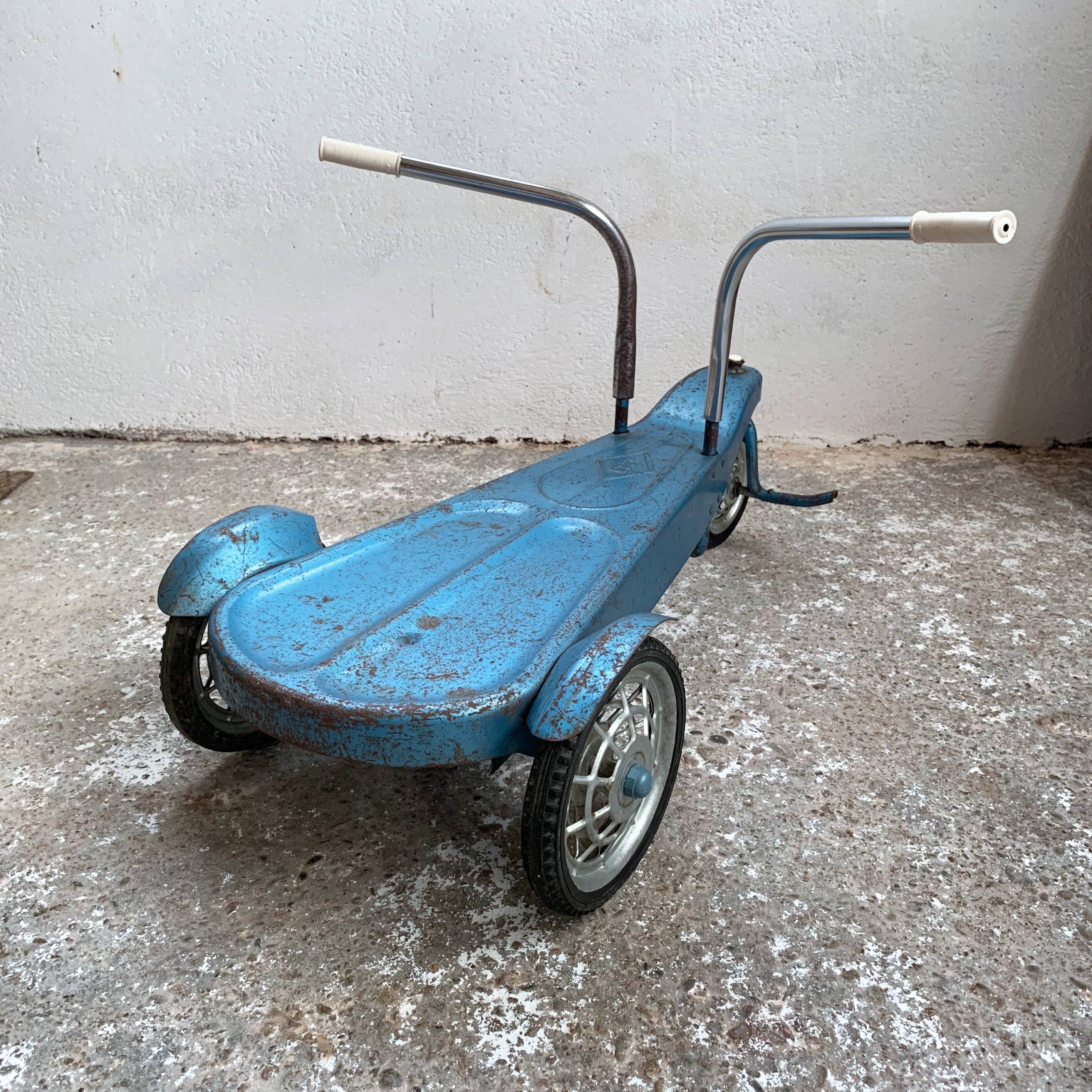 Former cyclorameur or baby-rameur 1958