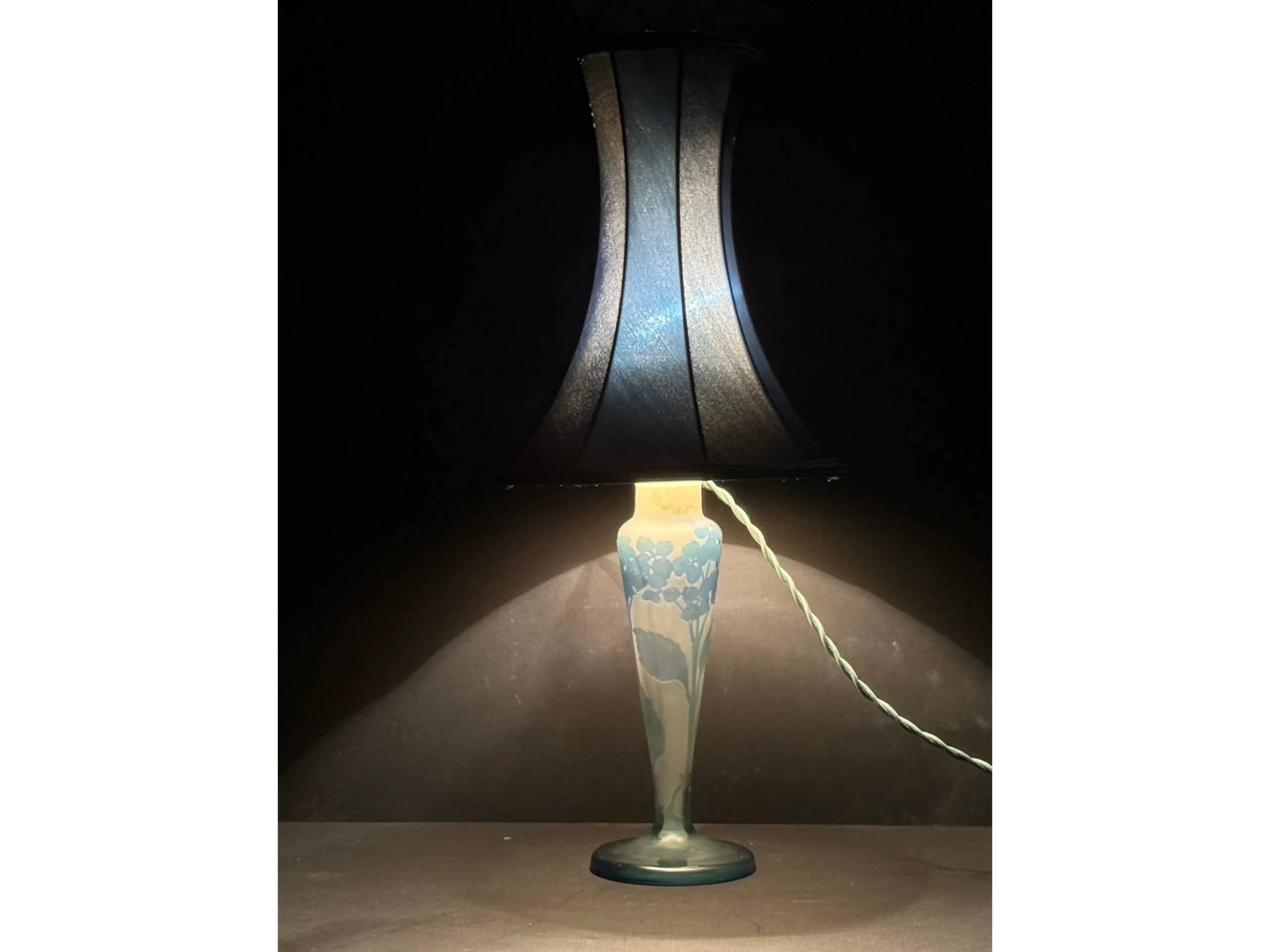 Gallé Lamp "Art Nouveau"