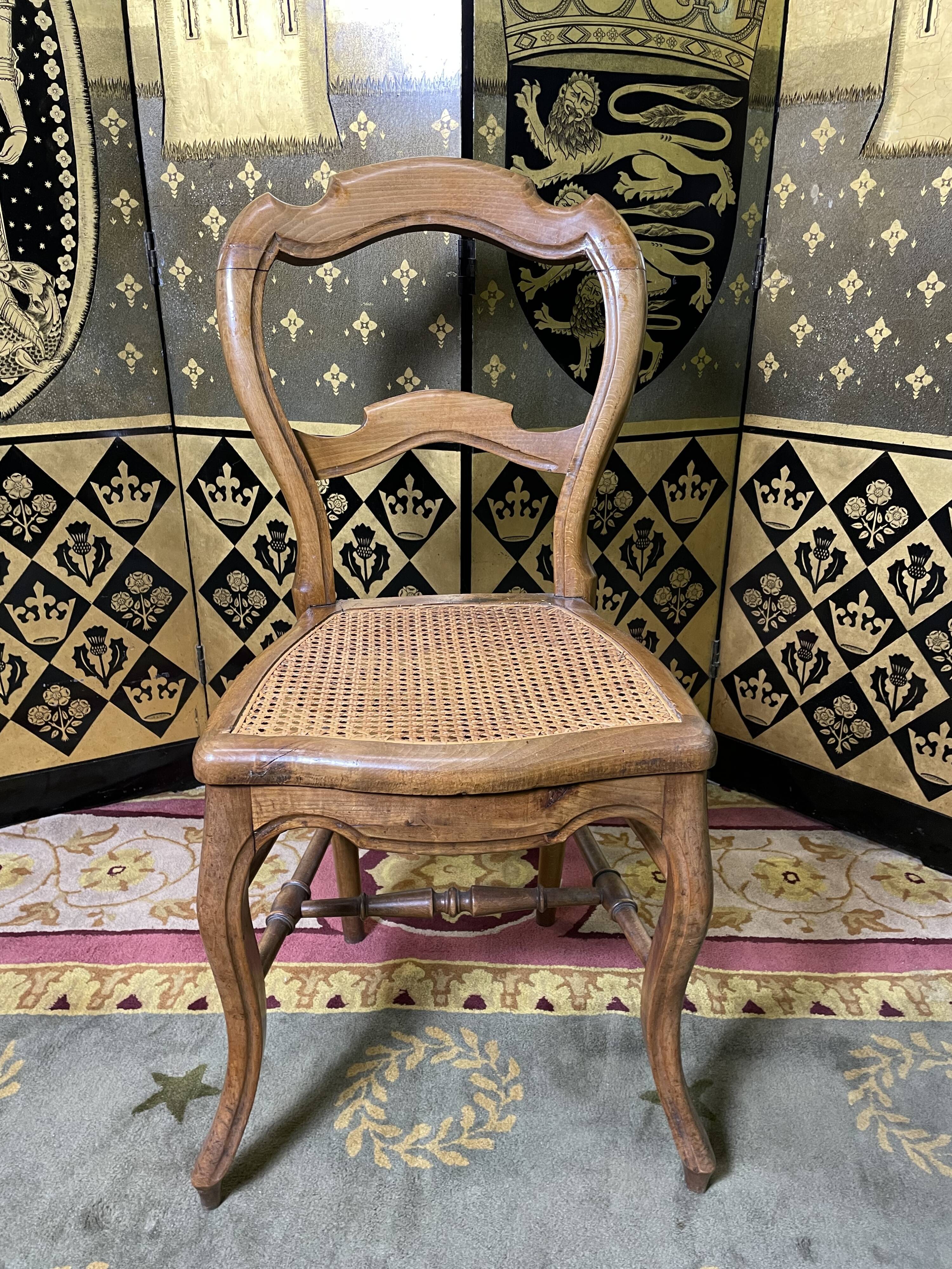 Suite de 4 chaises Louis Philippe en cannage