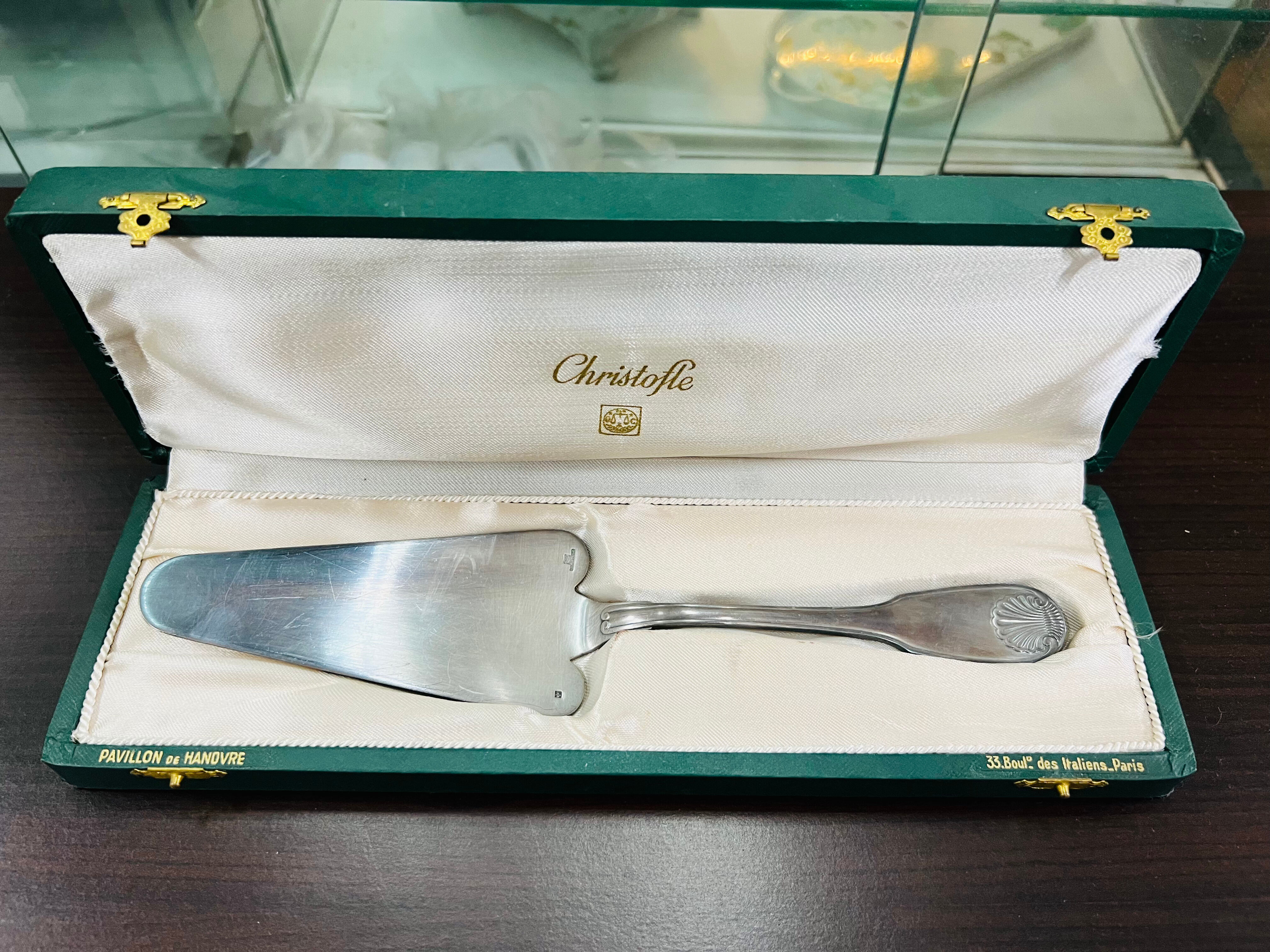 Christofle silver metal pie shovel, vendome model