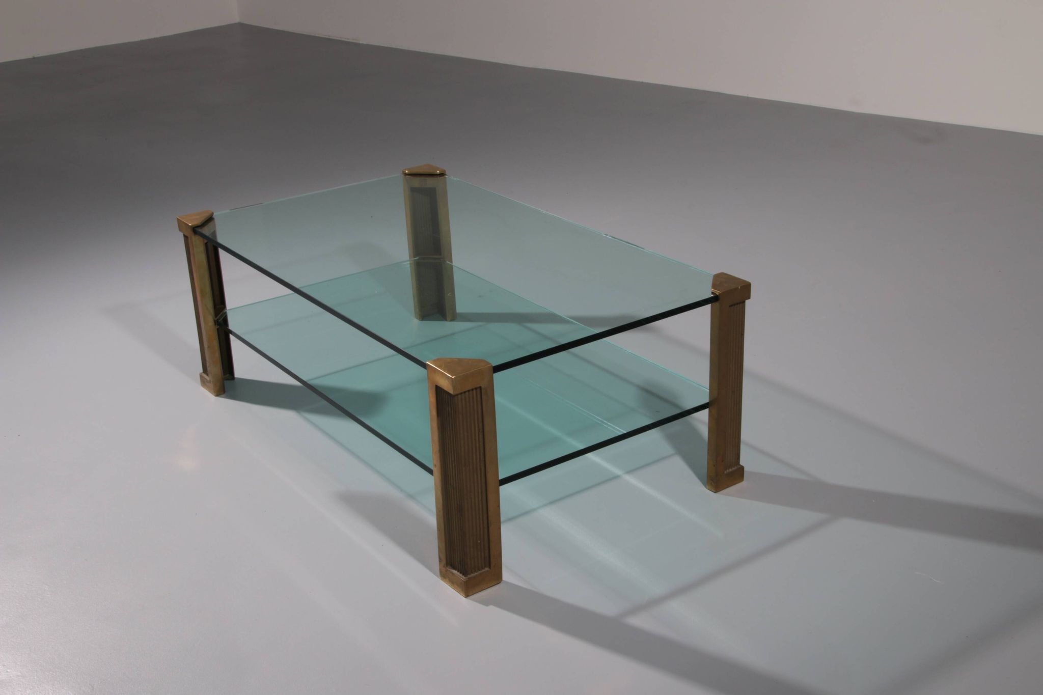 Table de salon en laiton Peter Ghyzcy modèle T14D 1970 Design hollandais
