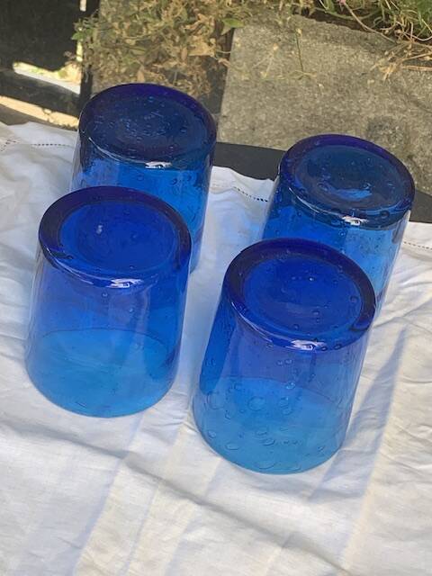 4 verres à whisky en verre souffle bleu cobalt