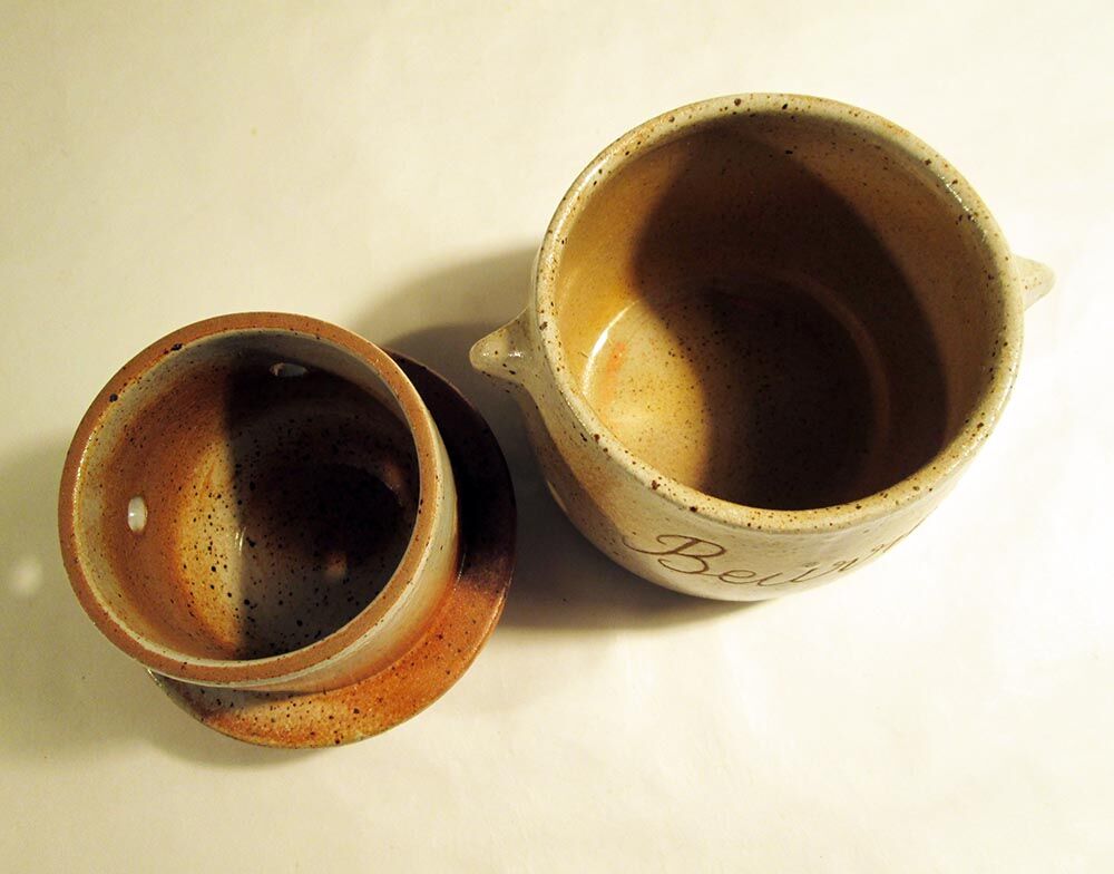 Sandstone water butter maker