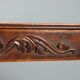 Petite table ancienne en noyer sculpté, Italie, milieu XIXe siècle