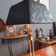 Lampe à poser dite " Gratte-ciel" en laiton année 70