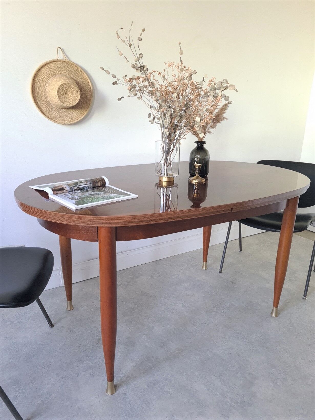 Table scandinave à rallonges