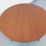 Large round vintage Scandinavian coffee table Smorrebrod by Arne Vodder, extendable into a dining table