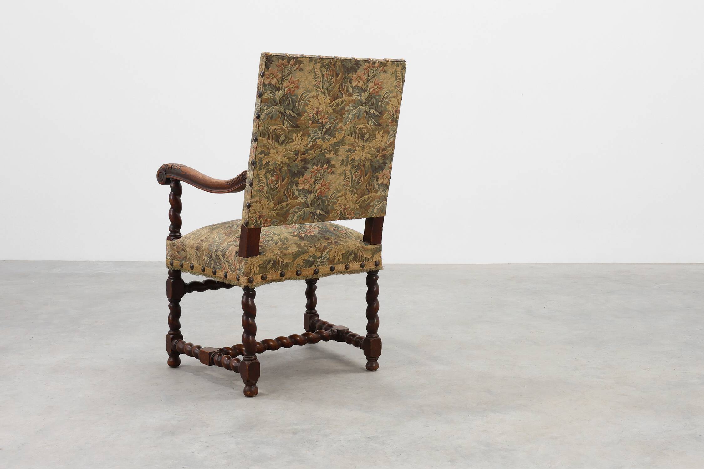 Antique armchair in walnut with tapestry upholstery, UK 17th century