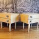 Paire de chevets vinatge en bois blanchi