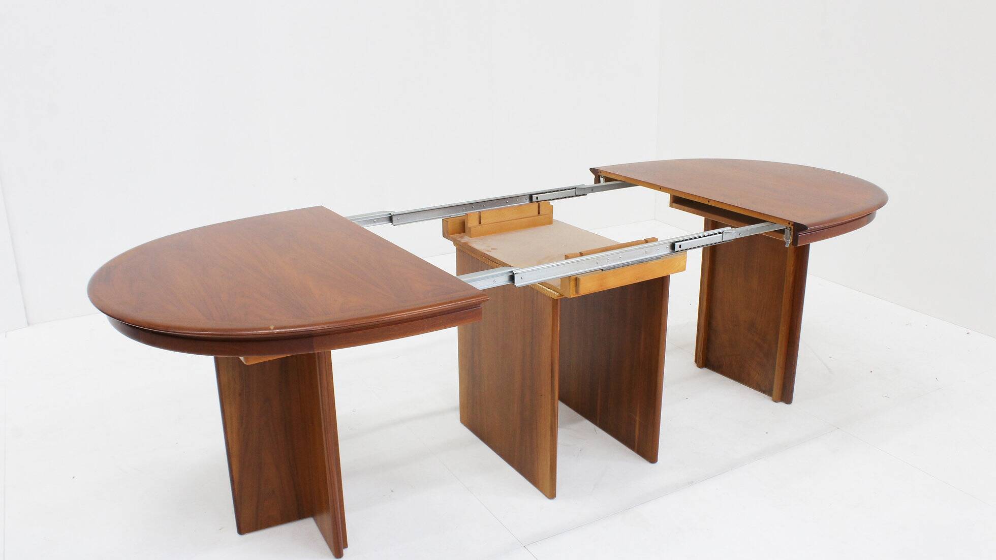 Vintage oval extendable dining table 1960s