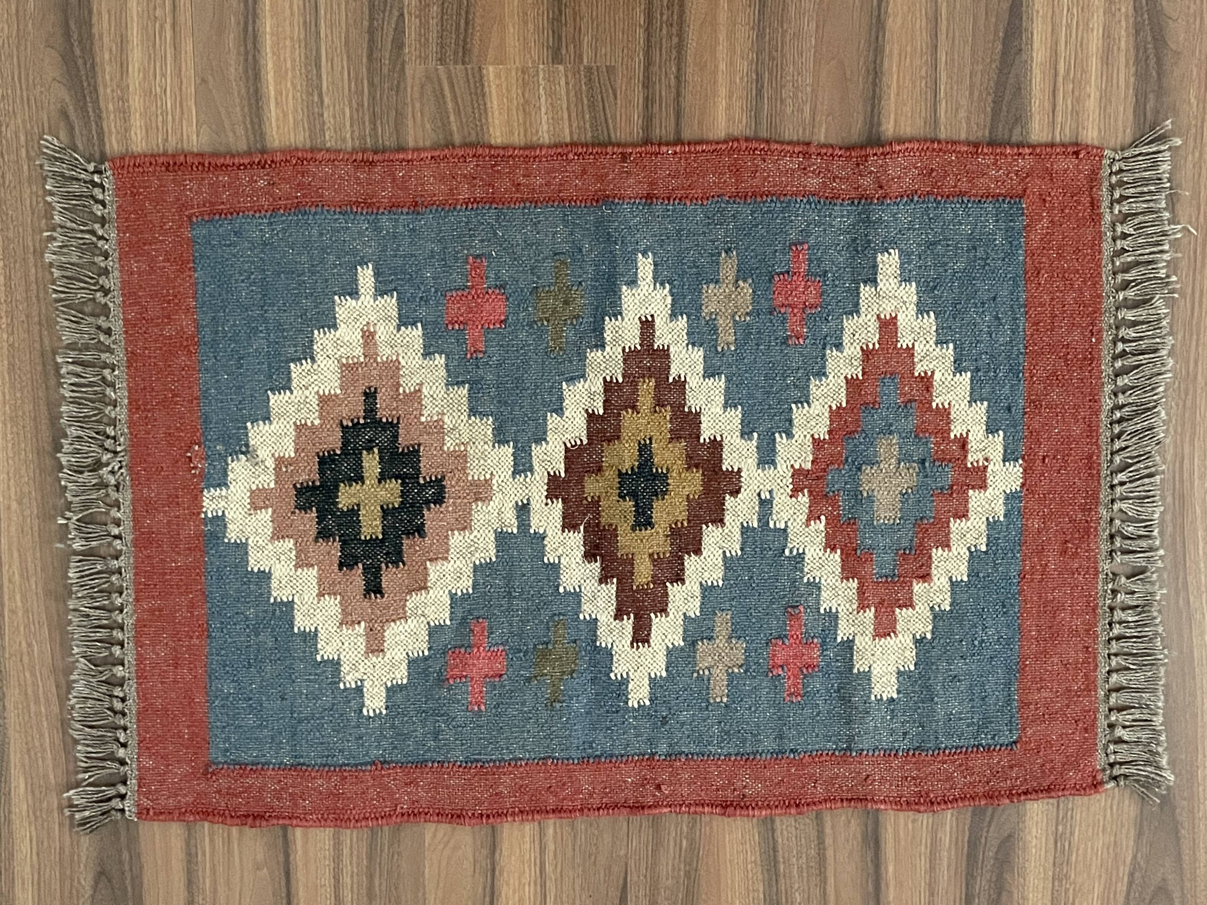 Jute and wool handwoven kilim