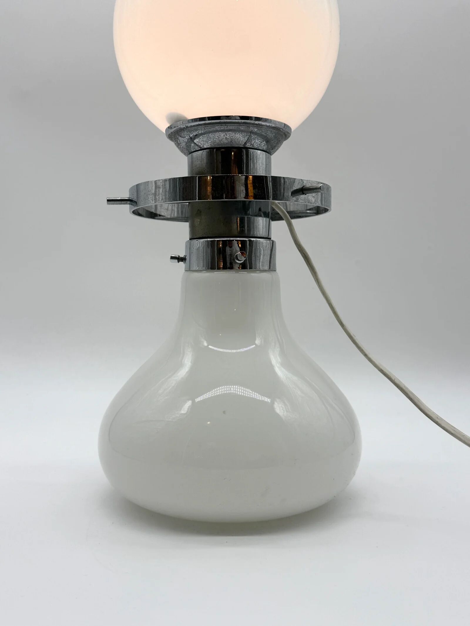 "Space Age" chrome table lamp, Italy 1970s