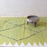 Lime green Kilim rug - 307 x 196 cm