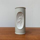 White porcelain vase from mid-century by Bjørn Wiinblad for Rosenthal.