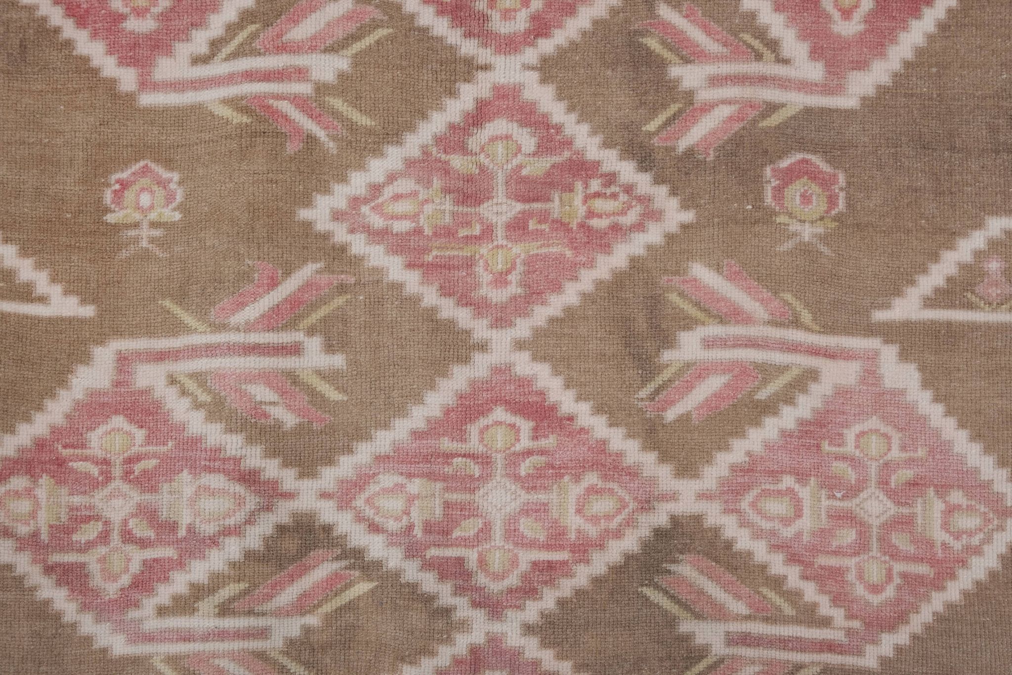 Vintage Taupe Pastel Turkish Karapinar Rug 4'10'' x 8'1''