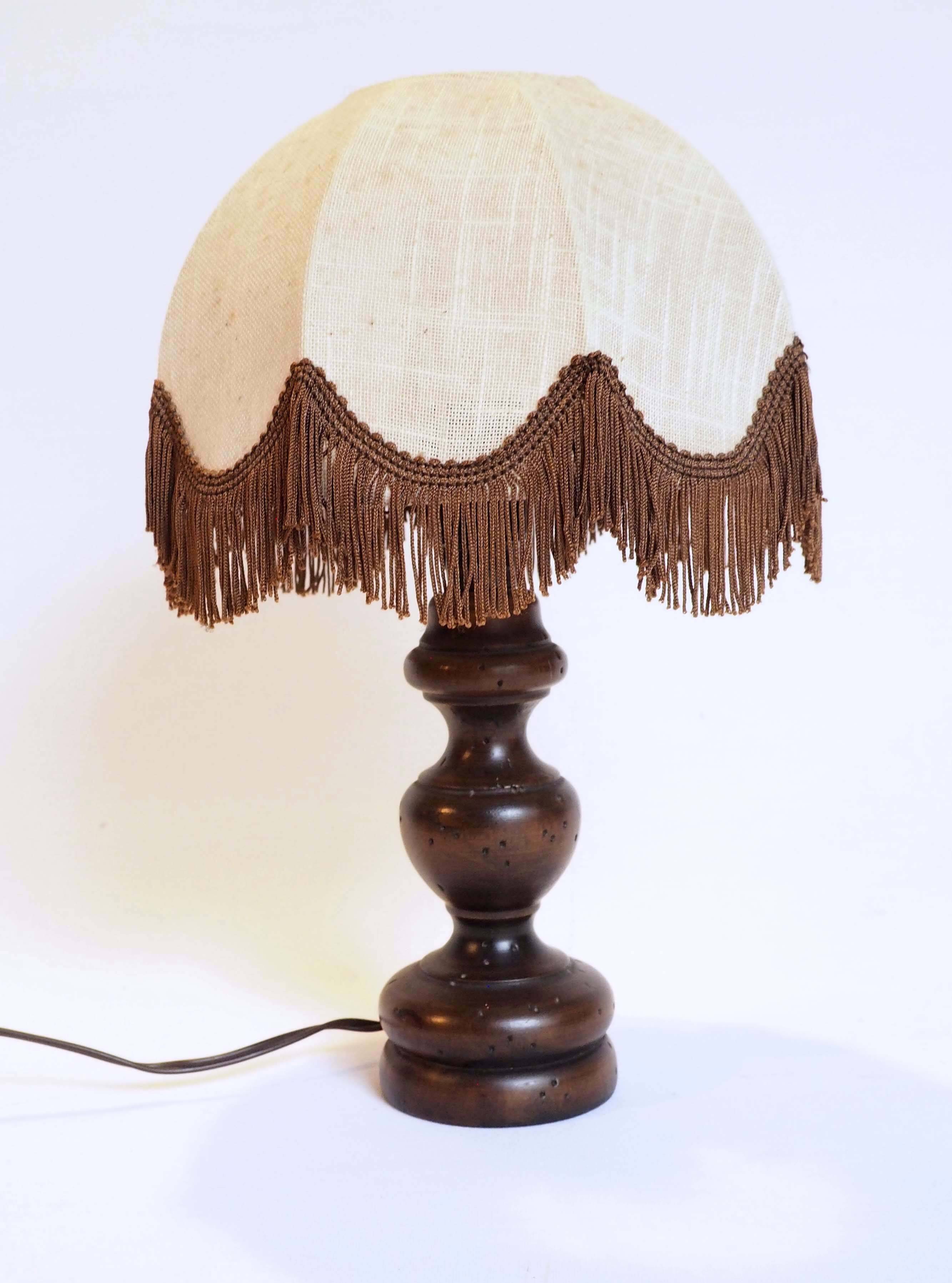 Small wooden foot lamp