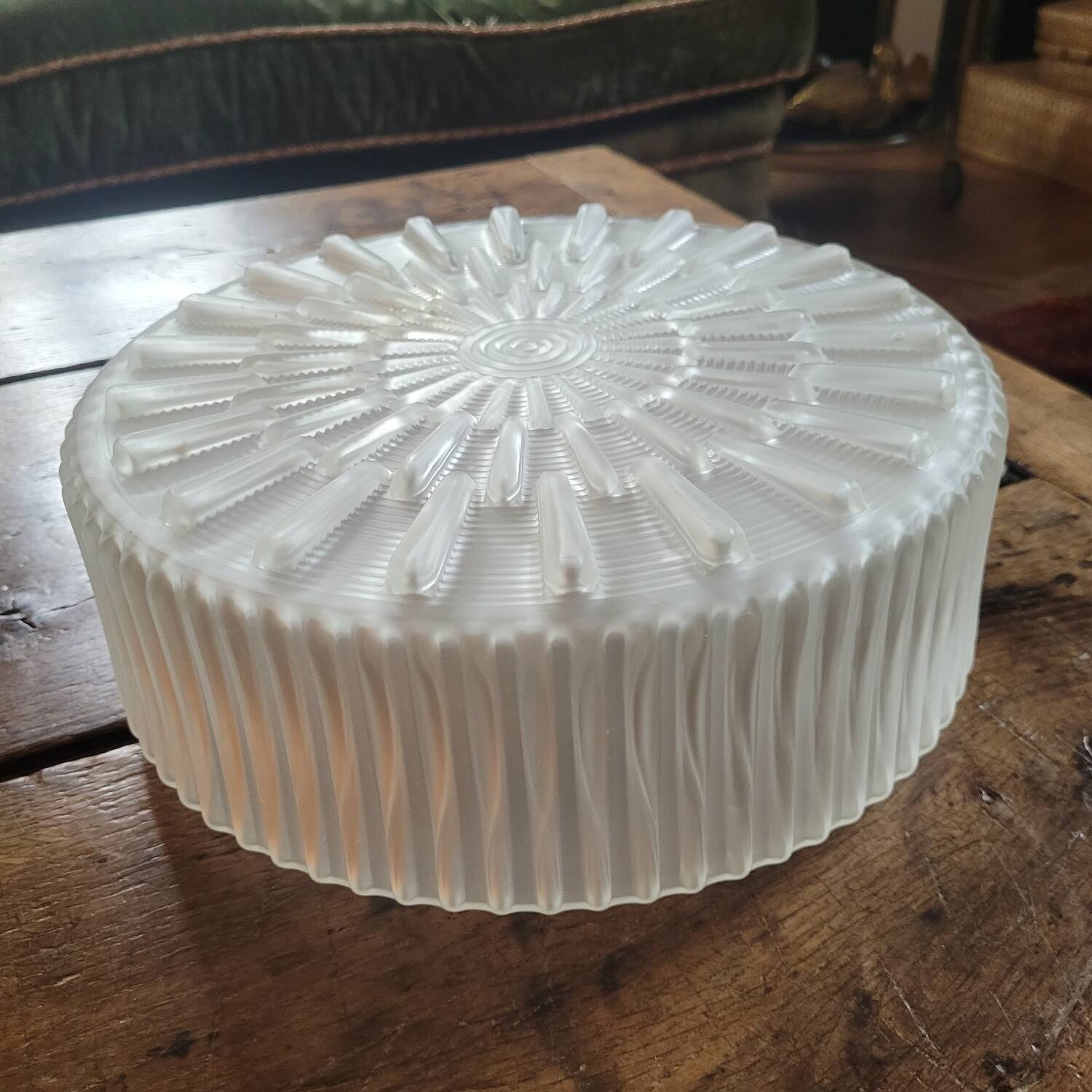 Art Deco frosted glass ceiling light 40s-50s