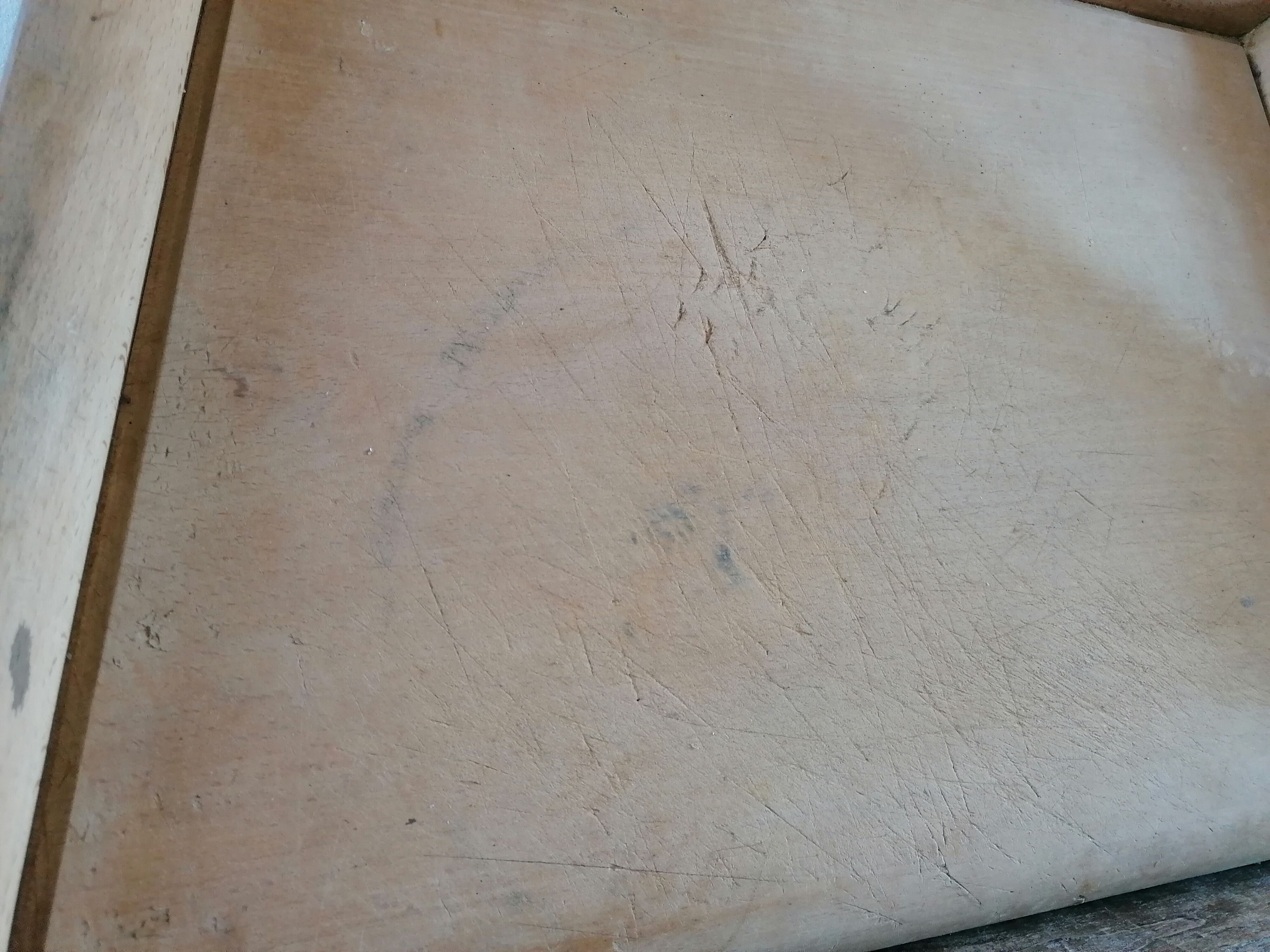 Planche à découper en bois