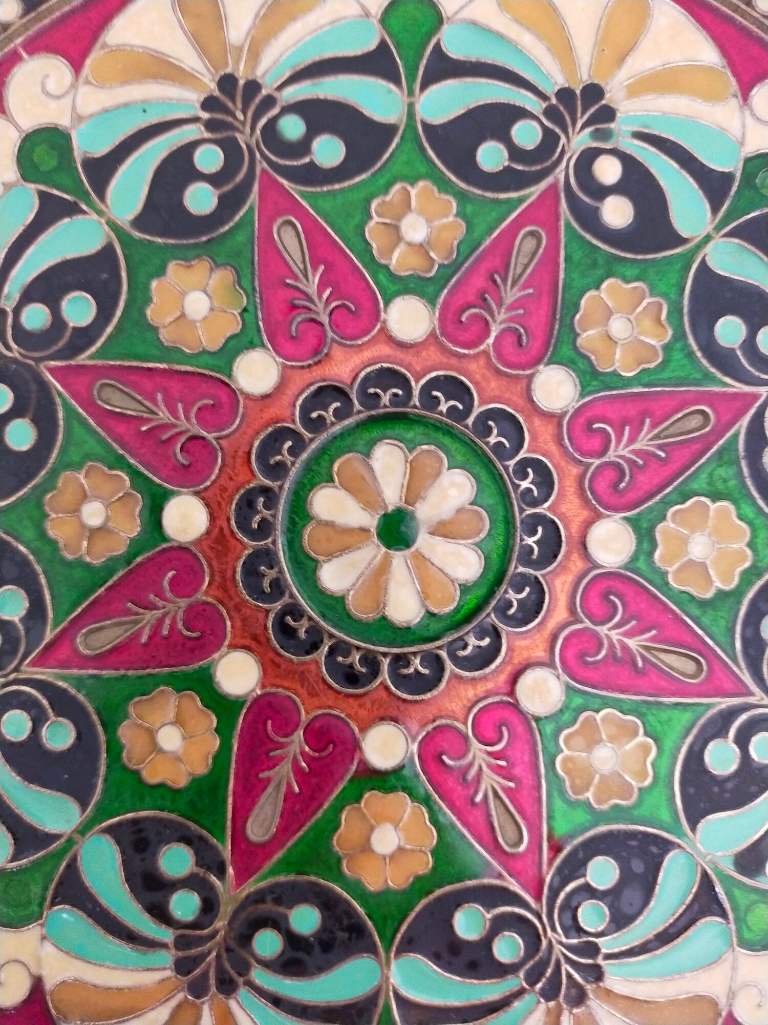 Plate or empty pocket in partitioned copper and vintage enamels