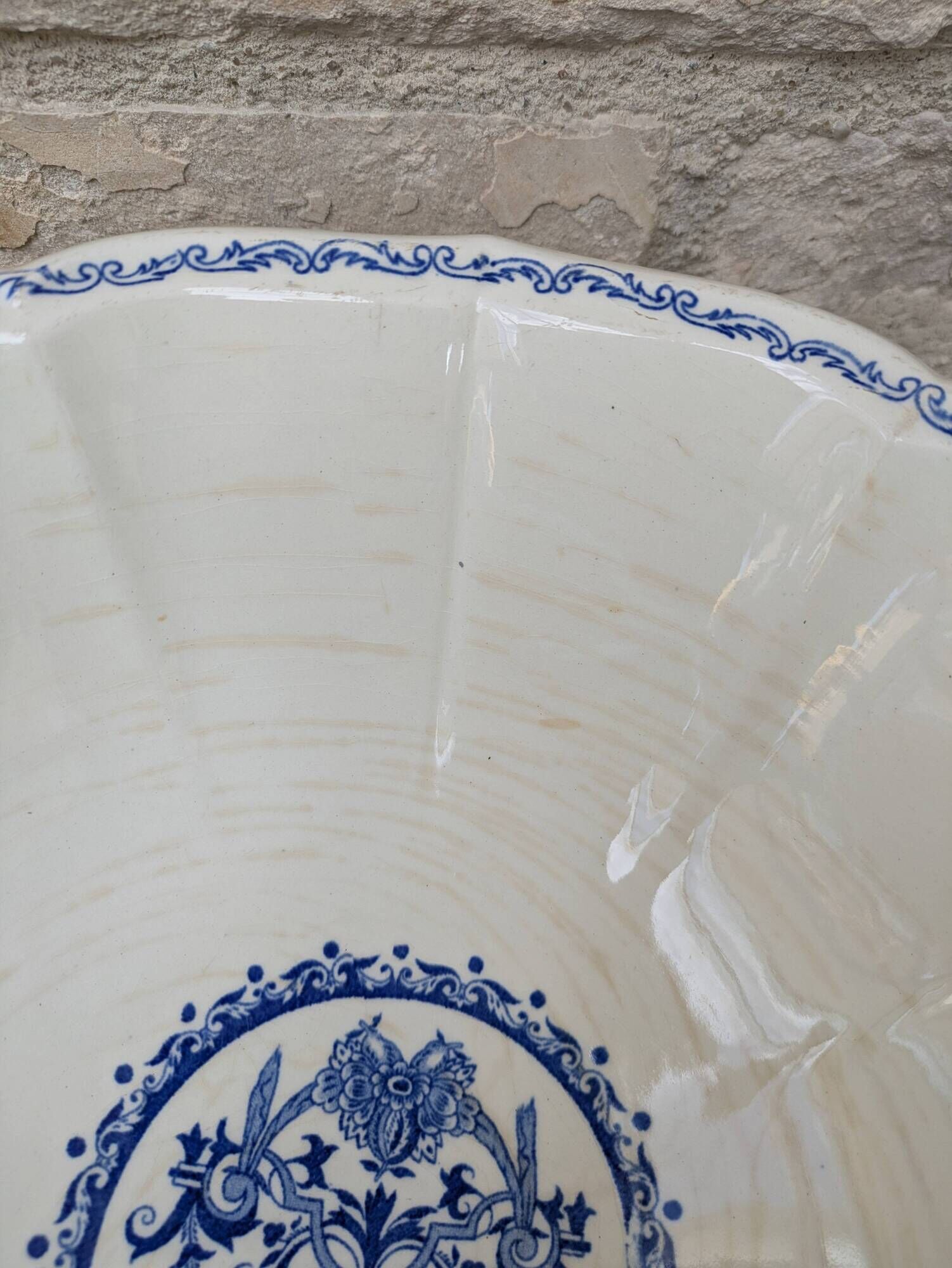 Vintage large salad bowl Gien Rouen model blue arabesques 30x14cm