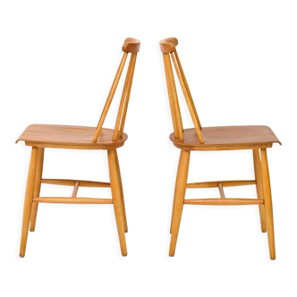 Pair of pinnstolar chairs