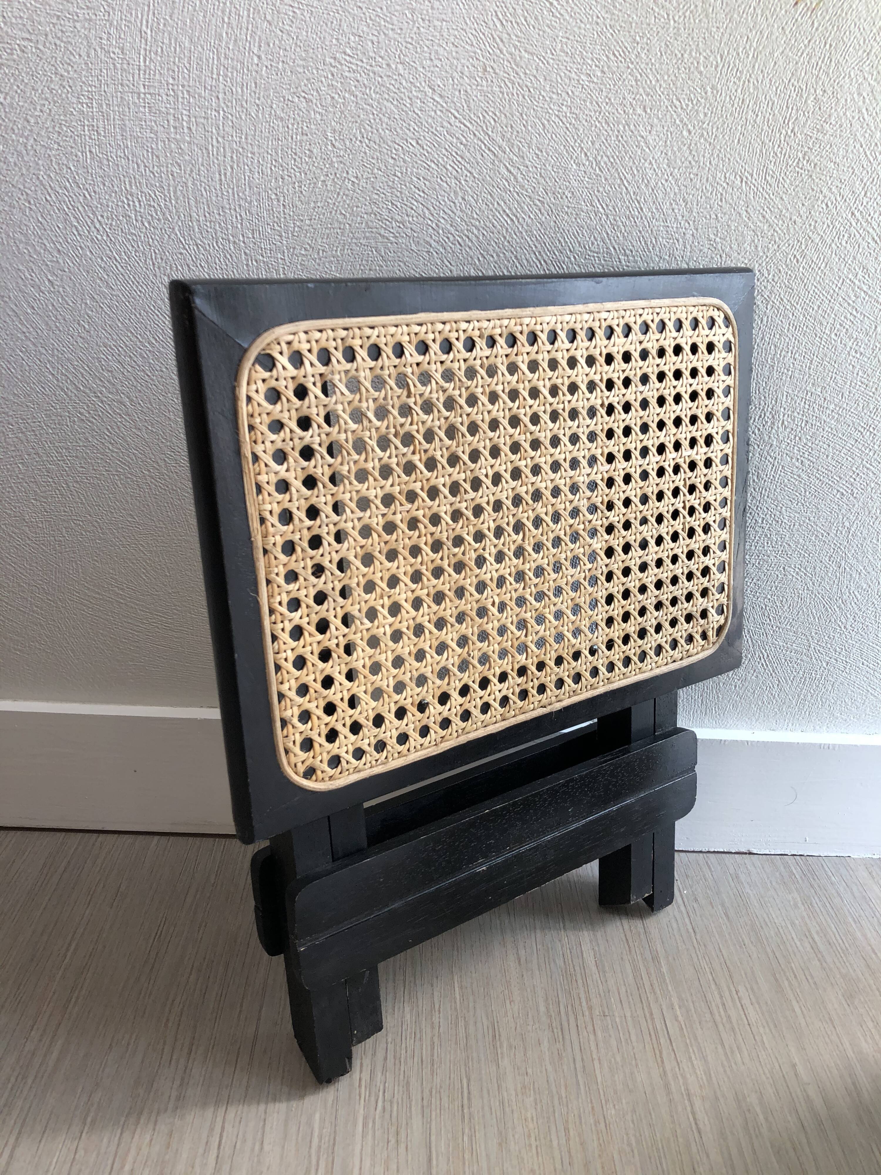 Tabouret pliant canné