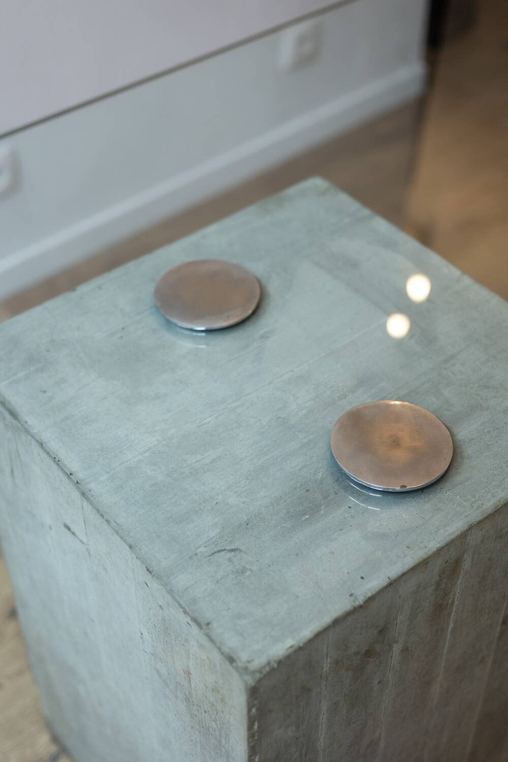 Saporiti. Brutalist and minimalist glass and concrete desk. 1970s.