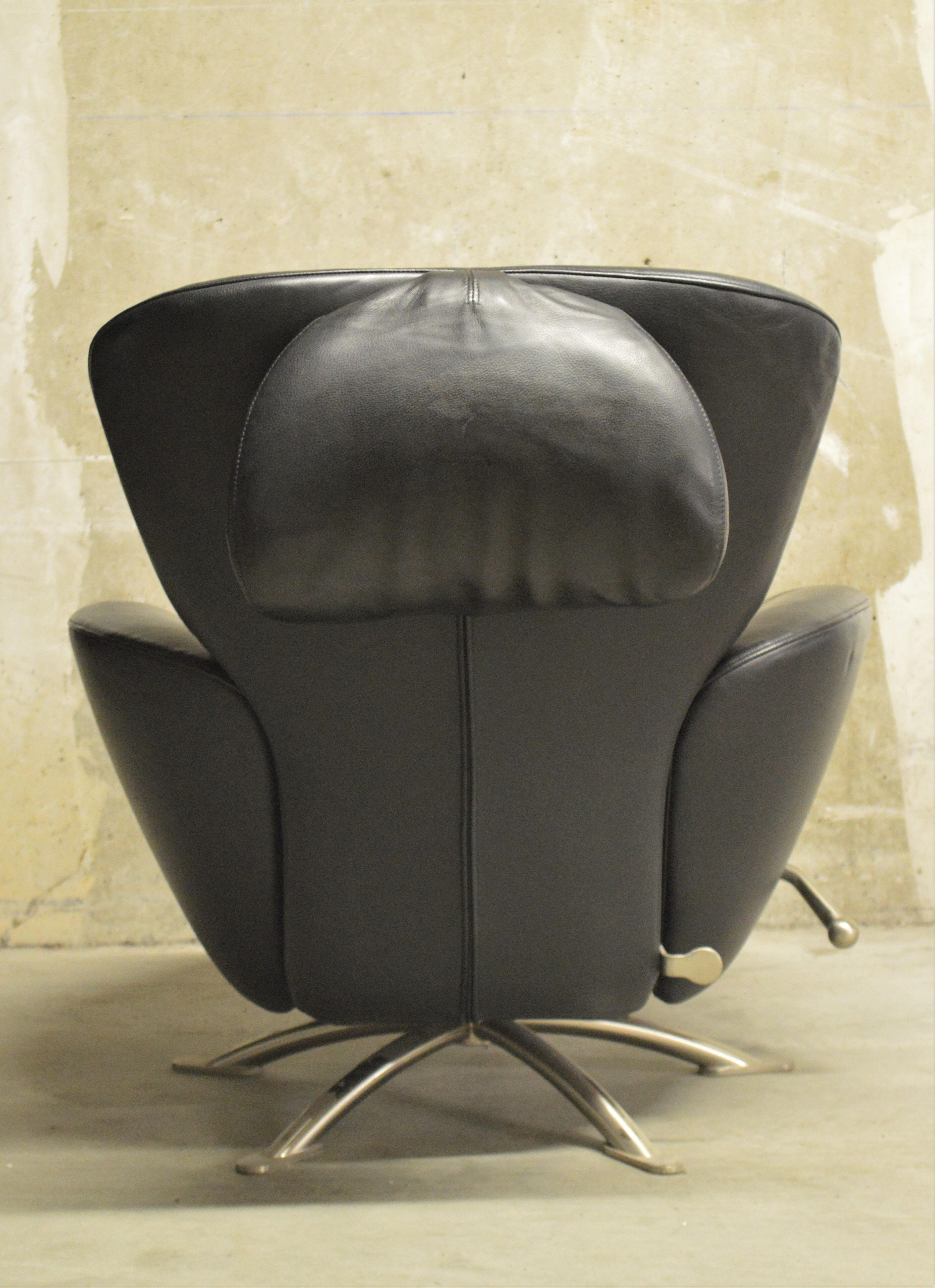 Cassina's K10 Dodo heater chair design Toshiyuki-Kita from the 90