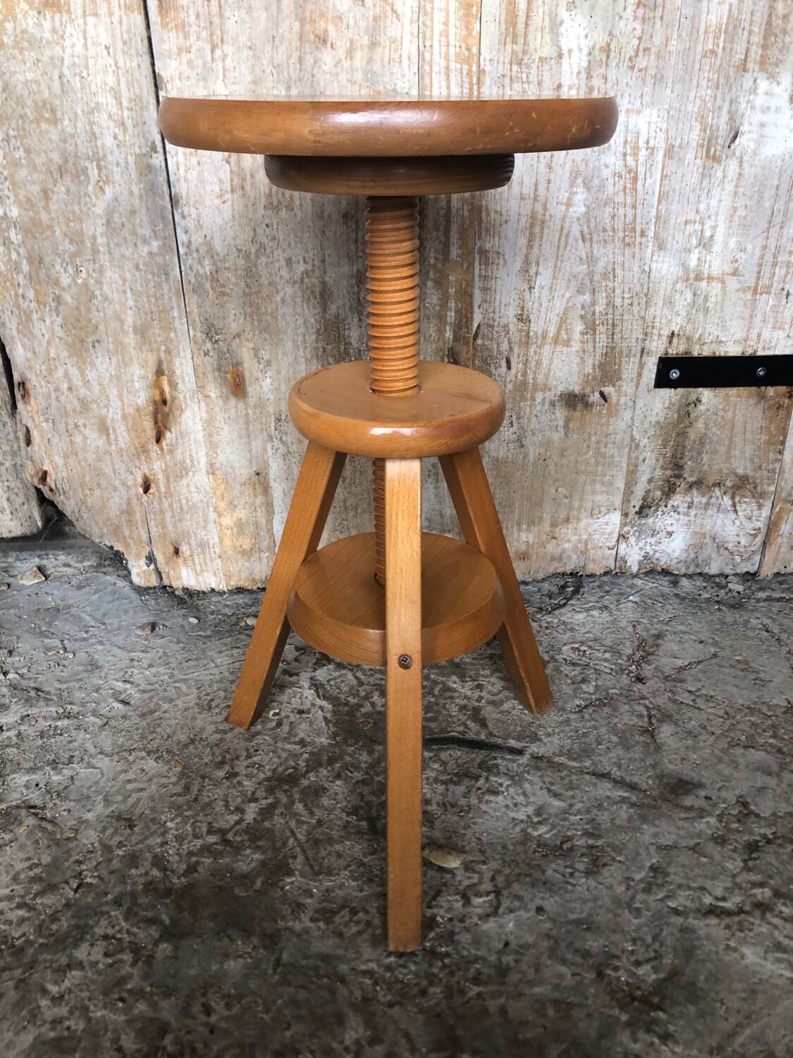 Vintage Light Wood Tripod Screw Painter's Stool #A632