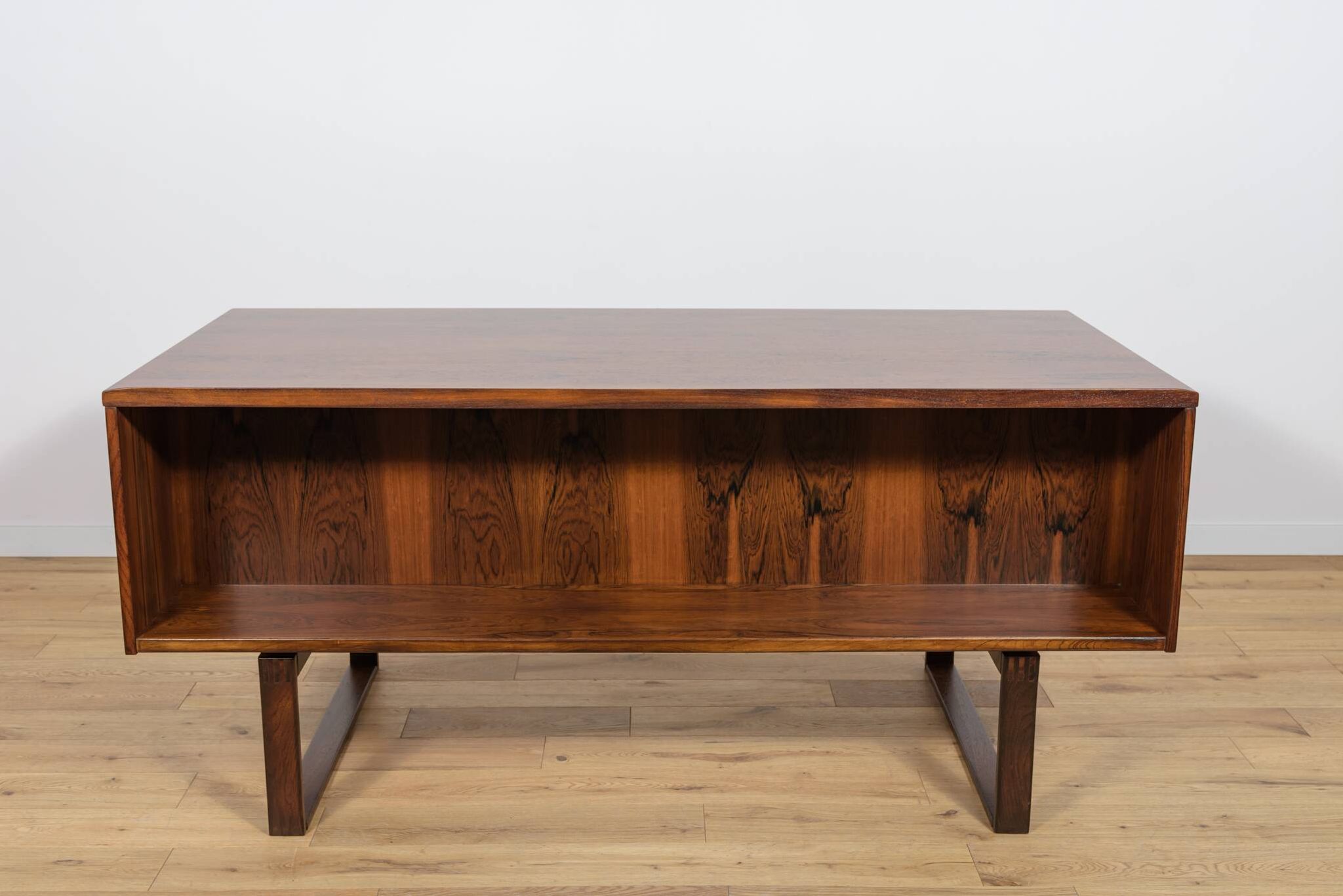 Mid-Century Rosewood Freestanding Desk by Torben Valeur & Henning Jensen for Dyrlund, 1960s