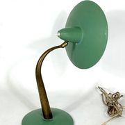 Mid-cenrury Italian Modern brass and green lacquer table lamp from 50s